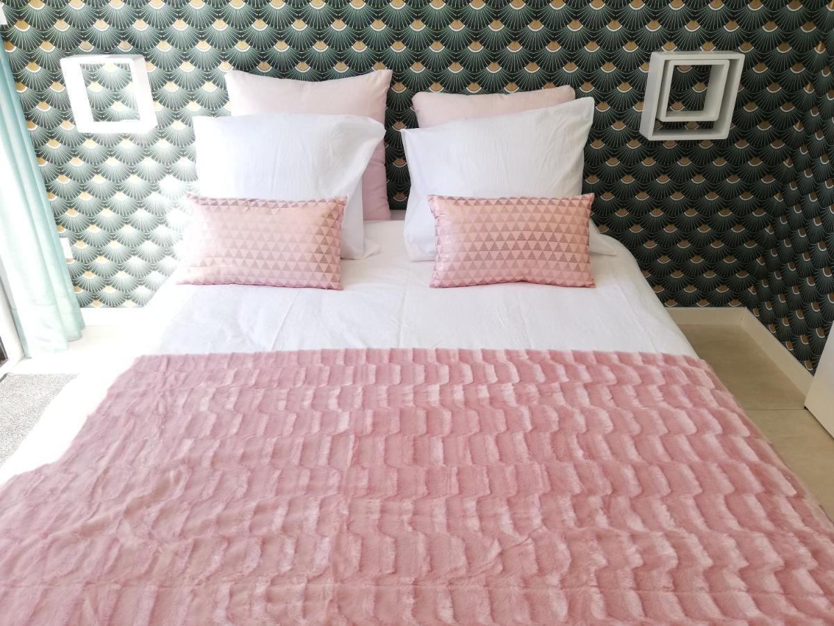 Chambres D'Hotes Luxe Et Serenite Theize Exterior photo