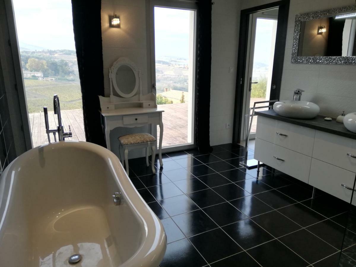 Chambres D'Hotes Luxe Et Serenite Theize Exterior photo