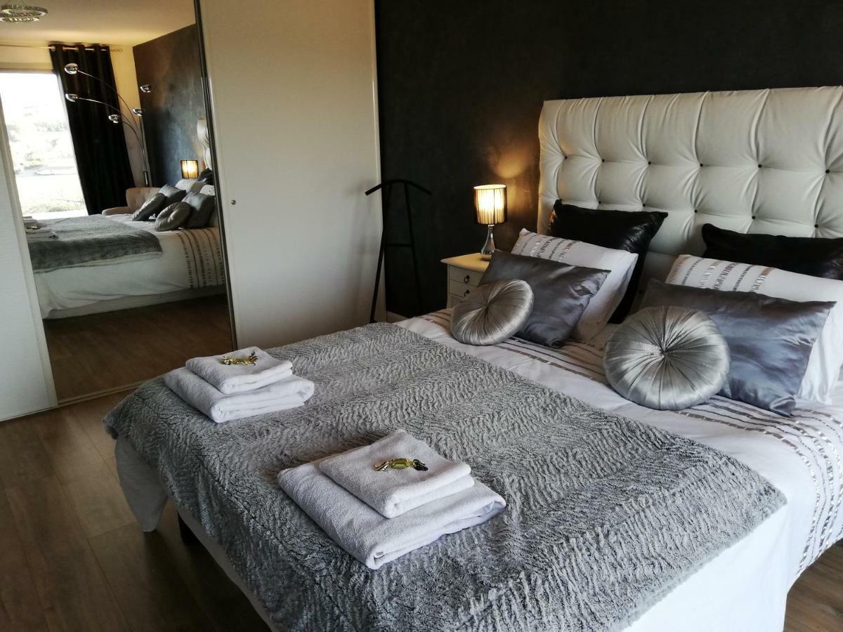 Chambres D'Hotes Luxe Et Serenite Theize Exterior photo